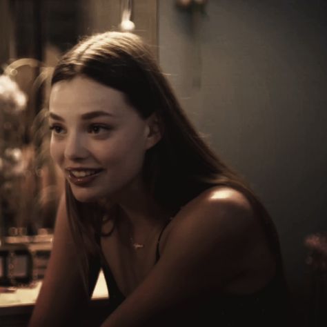 Kristen Forseth, Kristine Froseth Aesthetic, Alaska Young Icons, Alaska Young Aesthetic, Elain Archeron Aesthetic, Alaska Movie, Kristen Froseth, Elain Archeron, Kristine Froseth