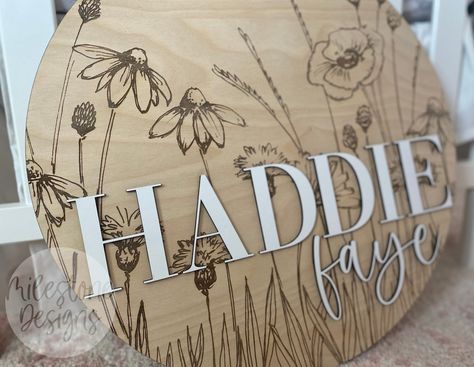 Cute Name Signs, Round Name Signs, Nursery Signs Name, Baby Girl Name Signs For Nursery, Nursery Name Sign Girl, Baby Girl Name Signs, Baby Name Signs For Nursery, Wood Nursery Name Sign, Name Signs For Nursery