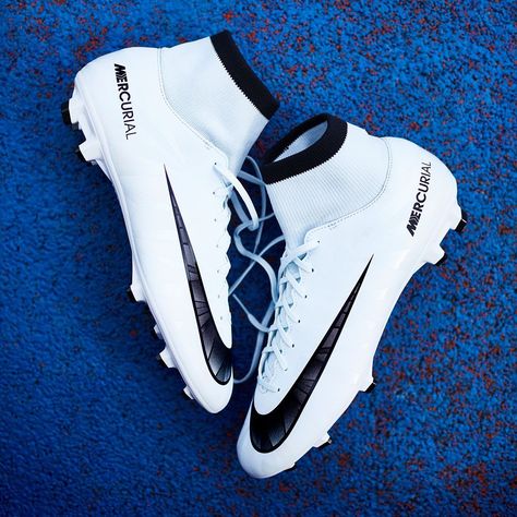 Kasut Nike, Cool Football Boots, Best Soccer Cleats, Girls Soccer Cleats, Best Soccer Shoes, Nike Soccer Shoes, Nike Football Boots, Superflat, Nike Cleats