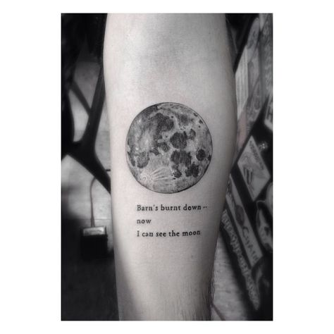 Oh wow. This is awesome! I SO want to create / sketch out my own ideas with words. I need to find an artist that can execute such a tattoo! Under The Same Moon Tattoo, Woo Tattoo, Dr Woo Tattoo, Under The Same Moon, Tattoo Moon, Dr Woo, Moon Full, Trendy Tattoos, Skin Art