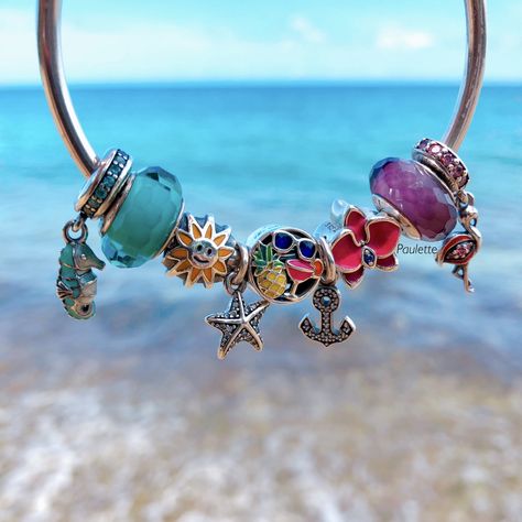 Pandora Tropical Bracelet, Pandora Beach Charms, Pandora Bracelet Charms Ideas, Pandora Bracelet Designs, Cool Friendship Bracelets, Pandora Jewelry Charms, Jewelry Accessories Ideas, Pandora Bracelet Charms, Summer Bracelets