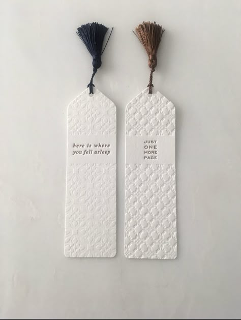 Bookmark With Tassel, Creative Bookmarks, Bookmark Craft, Diy Bookmarks, Bookmarks Handmade, Stationery Items, Miami Fl, Cricut Crafts, Clay Crafts