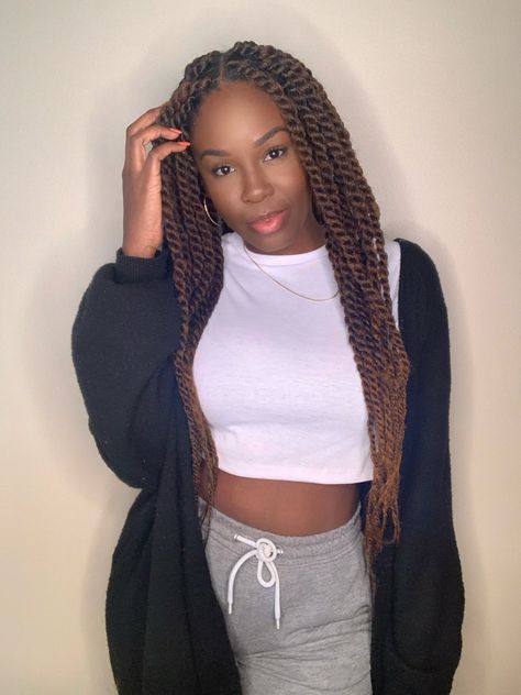 Brown Marley Twists, Marley Twists Styles, Large Marley Twists, Jumbo Marley Twists, Fierce Hairstyles, Colored Hairstyles, Bts Hairstyle, Marley Twist, Box Braid Hair