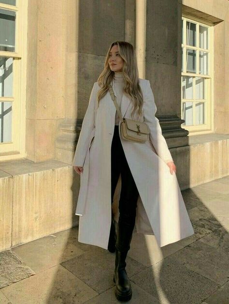 0e3a37aa85a14e359df74fa77eded3f6desc54351920ri Beige Coat Outfit Classy, Cream Coat Outfit Winter, Freya Killin, Long Coat Outfit, Trench Beige, Winter Coat Outfits, New Look Fashion, Getting Bored, Classy Winter Outfits