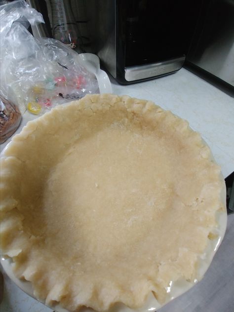 Pie Crust Recipe Using Oil, Old Fashioned Pie Crust, Old Fashioned Pie Crust Recipe, Oil Pie Crust, Yummy Things To Bake, Pie Crust Uses, Flaky Pie Crust Recipe, Pie Crust Recipe Easy, Easy Pie Crust