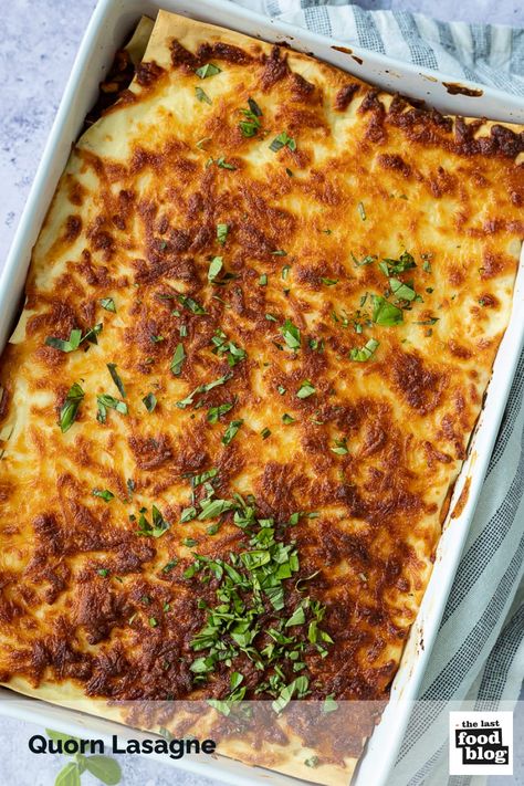 Easy Chilli, Ragu Sauce, Lasagne Sheets, Hidden Vegetables, Lasagne Recipes, Cheese Topping, Vegetarian Dinners, Vegetarian Cooking, Pork Chop Recipes