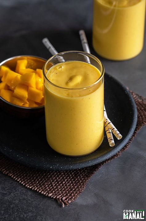 Mango Indian Drink, Cardamom Drink, Filipino Drinks, Mango Lassi Recipe, Drink Mango, Mango Lassi Recipes, Indian Drinks, Lassi Recipes, Mango Lassi