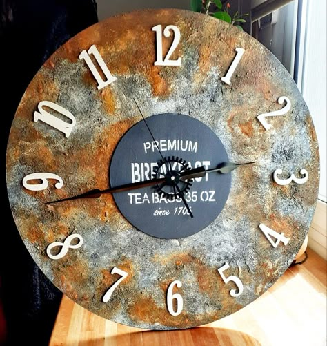 Rustic Office Decor, Giant Clock, Clock Craft, Glass Vase Decor, Mixed Media Art Techniques, Decoupage Decor, Rustic Office, Handmade Wall Clocks, Wall Texture Design