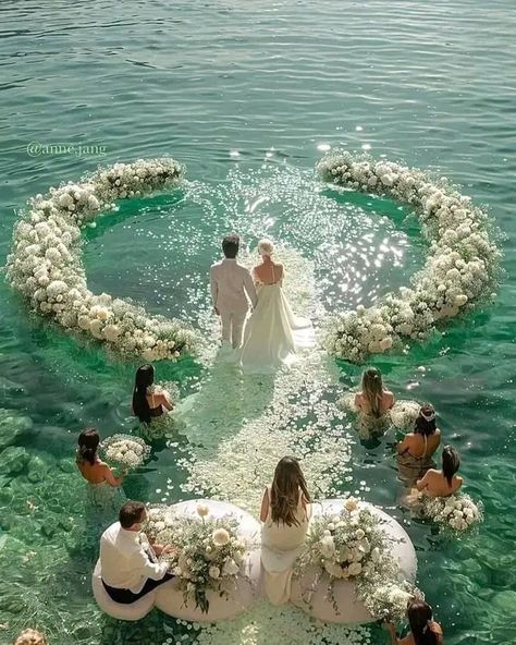 Wedding In Water, Aquatic Wedding, Island Wedding Ideas, Underwater Wedding, Ocean Wedding, Dream Wedding Decorations, Water Wedding, Dream Wedding Ideas Dresses, Future Wedding Plans