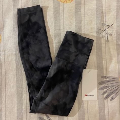 Lululemon Diamond Dye Wunder Train Leggings Diamond Dye Lululemon Outfit, Diamond Dye Leggings, Lululemon Diamond Dye, Lulu Lemon Outfits, Lulu Lemon Pants, Lululemon Collection, Biker Leggings, Back To School Clothes, Lulu Leggings