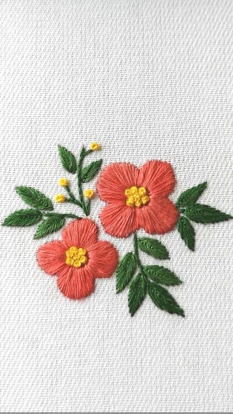 Satin Stitch Design, Split Stitch Embroidery, Satin Embroidery Designs, Satin Stitch Embroidery Design, Diy Embroidery Designs, Hand Embroidered Flowers, Hand Embroidery Patterns Flowers, Diy Embroidery Patterns, Basic Embroidery Stitches