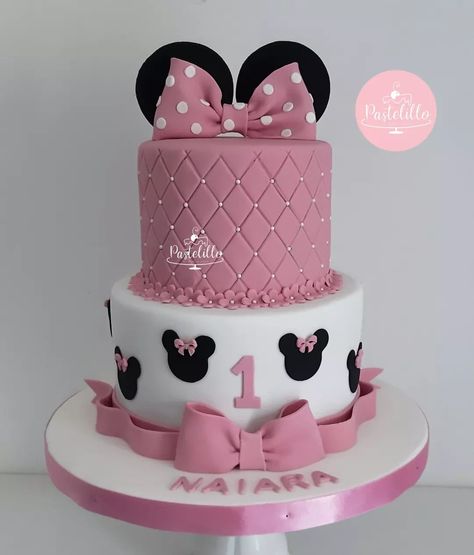 Mini Mouse 2nd Birthday Cake, Minnie Bday Cake, Mini Mouse Cake Designs, Pastel Mini Mouse, Tort Minnie Mouse, Pastel Minnie Mouse Rosa, 1 St Birthday Cake Girl, Minnie Cake Ideas, Minnie Mouse Birthday Cake Ideas