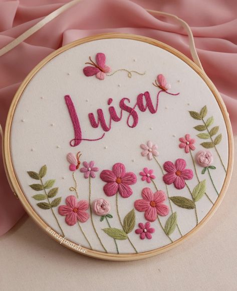 Diy Embroidery Art, Sulaman Pita, Embroidery Hoop Art Diy, Basic Hand Embroidery Stitches, Embroidery Stitches Beginner, Embroidery Hoop Crafts, Hand Embroidery Patterns Free, Hand Embroidery Patterns Flowers, Diy Embroidery Patterns