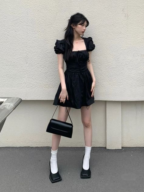 ⿻ black and white aesthetic ; outfit inspo ; dress ; feminine // 『𝑐𝑟𝑒𝑑𝑖𝑡𝑠 𝑙𝑖𝑛𝑘𝑒𝑑』 Fashion Inspo Outfits Korean, Black And White Aesthetic Outfit, White Aesthetic Outfit, Outfit Inspo Dress, Black Dress Aesthetic, White Dress Outfit, Dress Feminine, Aesthetic Dress, Pakaian Feminin