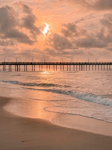 Myrtle Beach Aesthetic, Preppy Places, Myrtle Beach Trip, Beach 2024, Gods Country, Beach Week, South Carolina Homes, Fav Place, Pretty Skies