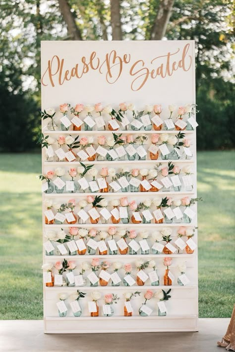 Bud Case Seating Chart, Wedding Seating Chart Vases, Best Bud Seating Chart, Seating Chart Bud Vases, Bud Vase Seating Chart Wedding, Bud Vase Wedding Favor, Bud Vase Place Cards, Bud Vase Name Card, Flower Bud Seating Chart