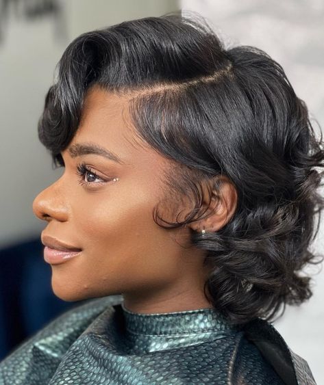 Black Curly Retro Bob Hairstyle Bob Hairstyles For Black Women, Retro Bob, Anatomy Flashcards, Curly Bob Wig, Stacked Bobs, Cute Box Braids, Hair Adviser, Curly Bob Wigs, Retro Hair