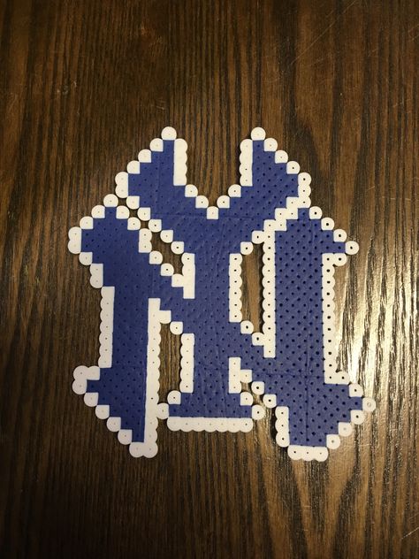 NY Yankees Logo - Perler Beads Perler Bead Logos, Gimp Bracelets, Ny Yankees Logo, Perler Ideas, Beads Patterns, Hamma Beads, Yankees Logo, Diy Perler Bead Crafts, Beads Designs