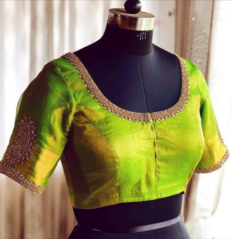 Prince Cut Blouse, Princes Cut, Aari Blouses, Maggam Designs, Neck Patterns, Jacket Designs, Mirror Work Blouse Design, Stylish Blouses, Blouse Designs High Neck