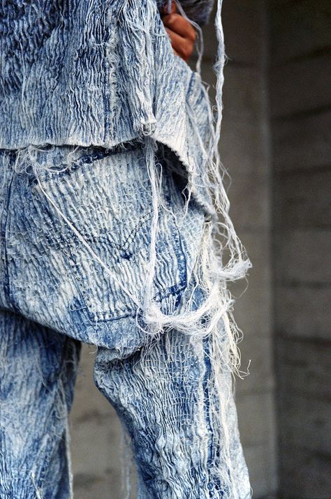 Jurlique Skincare, Faustine Steinmetz, Denim Inspiration, Denim Projects, Denim Ideas, All Jeans, Denim Day, Textiles Fashion, Outfits With Hats