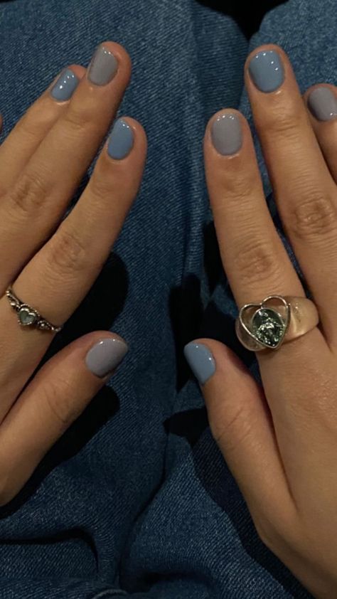 Short Nail Inspo Fall 2023, Denim Color Nails, Slate Blue Nail Polish, Slate Nail Color, Shellac Nails Fall 2023, Denim Nails Ideas Short, Blue Jean Color Nails, Nails Colors For Pale Skin, Navy Grey Nails