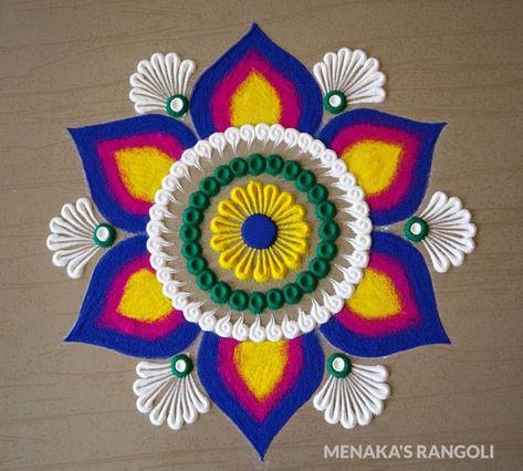 Vibrant Diwali Rangoli Designs That Will Leave You Spellbound Color Rangoli, Easy Rangoli Designs Videos, Very Easy Rangoli Designs, Rangoli Designs Photos, Rangoli Designs Simple Diwali, Rangoli Simple, Easy Rangoli Designs Diwali, Rangoli Side Designs, Rangoli Colours