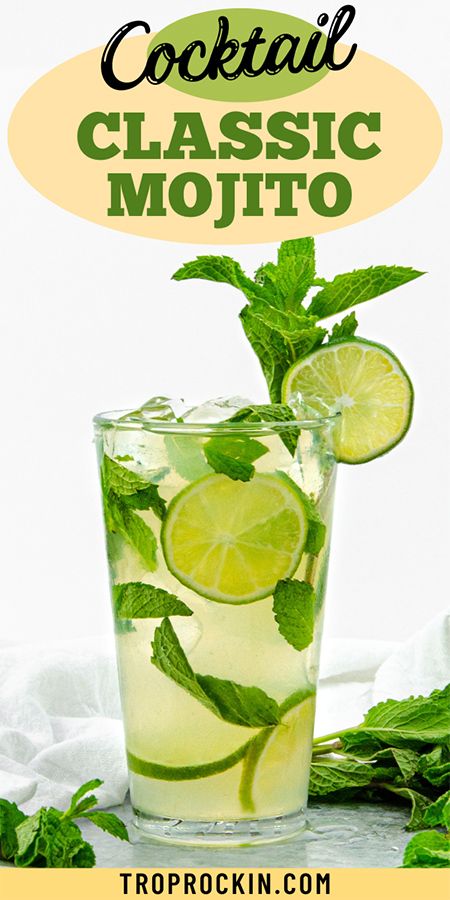 Mojito Recipe with Simple Syrup Mint Mojito Recipe, Mojito Syrup, Mojito Recipe Pitcher, Vodka Mojito, Mojito Recipe Classic, Mojito Ingredients, Mojito Drink, Classic Mojito, Mojito Mocktail