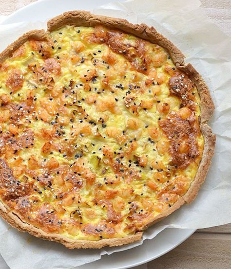 Shrimps and Leeks Quiche Shrimp Souffle Recipe, Shrimp Quiche, Leek Quiche, Chicken Lunch Recipes, Souffle Recipes, Chicken Lunch, Easy Shrimp, Easy Lunch Recipes, Quiche Recipes