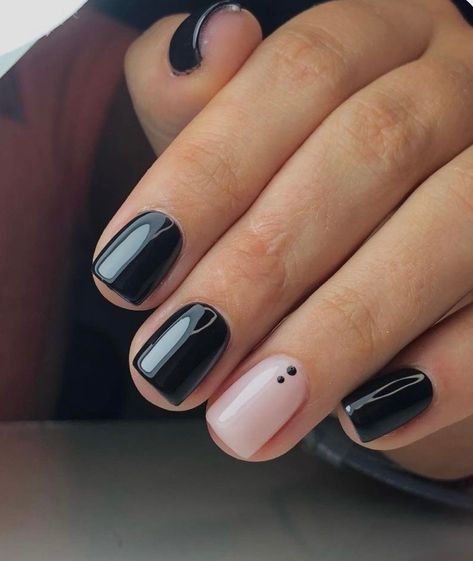 Black And White Nails Ideas Short, Nails Long Square, Short Fall Nails, Short Hand, Long Square Nails, Sassy Women, Simple Fall Nails, Sweater Nails, Short Square Nails