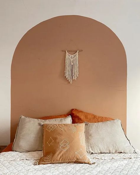 Arc painted color block design Behr Canyon Dusk Southwest Paint Colors Interior, Terra Cotta Wall Color, Dusk Bedroom, Desert Paint Colors, Terra Cotta Paint Color, Boho Paint Colors, Terracotta Walls, Terracotta Paint, Basement Painting