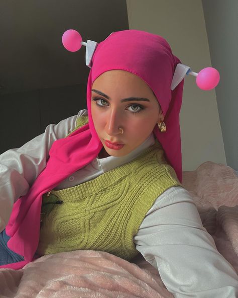 #cosplay #saiki #hijabi Halloween Costumes Halal, Hijabi Cosplay Ideas, Black Saiki K Cosplay, Hijab Cosplay Ideas, Hijabi Costume Ideas, Hijabi Costumes, Hijab Halloween Costumes, Hijab Cosplay Anime, Hijabi Halloween Costumes