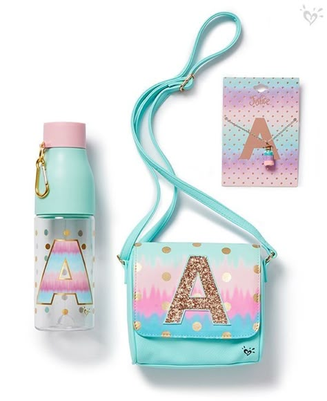 Letra A Justice Backpacks, Justice Accessories, Unicorn Fashion, Unicorn Bag, The Letter A, Justice Clothing, Quilted Wallet, Girly Bags, Cute School Supplies