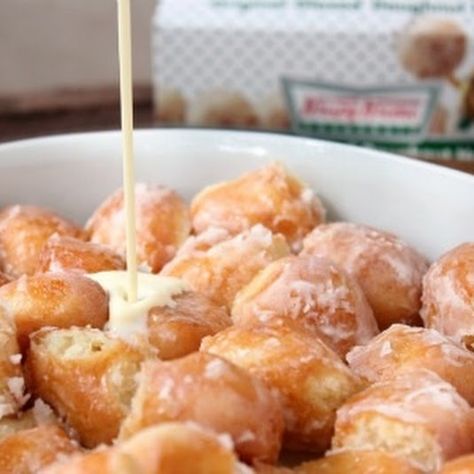 Krispy Kreme Bread Pudding, Donut Bread Pudding, Happy Hour Appetizers, Hot Bread, Bread Pudding Recipe, Krispy Kreme, Cooking Channel, Pudding Recipe, Dessert Bread