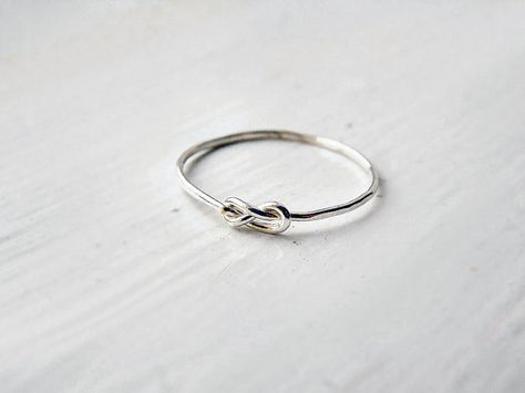 Diy Silver Rings, Silver Rings For Women Unique, Argentium Silver Jewelry, Minimalist Jewelry Silver, Infinity Knot Ring, Bts Outfits, Silver Promise Rings, Infinity Knot, Silver Rings Simple