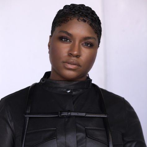 Ester Dean, Colourful Hair, Pitch Perfect, Dean, Hair Color, Actors, Fan, Books, Hair