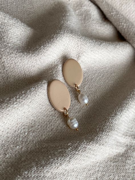 Polymer Clay With Pearls, Polymer Clay Threader Earrings, Polymer Clay And Pearl Earrings, Clay Pearl Earrings, Pearl And Clay Earrings, Dainty Clay Jewelry, Polymer Clay Earrings With Pearls, Pearl Polymer Clay Earrings, Clay Earrings With Pearls