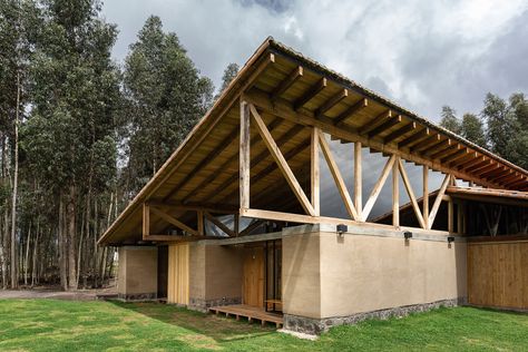 Gallery of Casa Lasso / RAMA estudio - 11 Rammed Earth House, Brick Roof, Eco Construction, Rammed Earth Homes, Rammed Earth Wall, Timber Architecture, Wood Roof, Timber Beams, Clerestory Windows