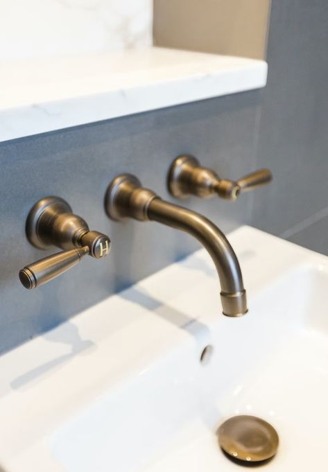 Traditional Taps & Bathroom Fittings | Samuel Heath Victorian Bathtub, Samuel Heath, Brass Taps, Bespoke Bathroom, Bathroom Fittings, Brass Tap, Classic Artwork, Historical Design, Brass Bathroom