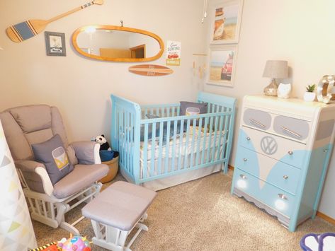 Vw Nursery, Volkswagen Bus Nursery, Volkswagen Nursery, Vw Bus Nursery, Hippie Nursery Ideas, Hippie Nursery, Nursery Changing Table, Beach Nursery, Baby F