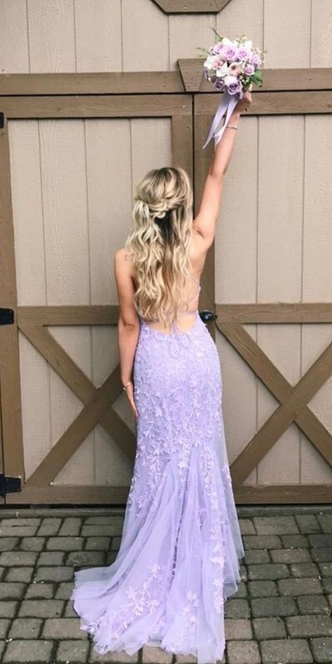 Lilac Prom Dress Lavender, Lilac Dress Prom, Prom Dress Flowers, Light Purple Prom Dresses, Dresses With High Neck, Blue Two Piece Prom Dress, Violet Prom Dresses, Lavender Prom Dress Long, Sky Blue Prom Dresses