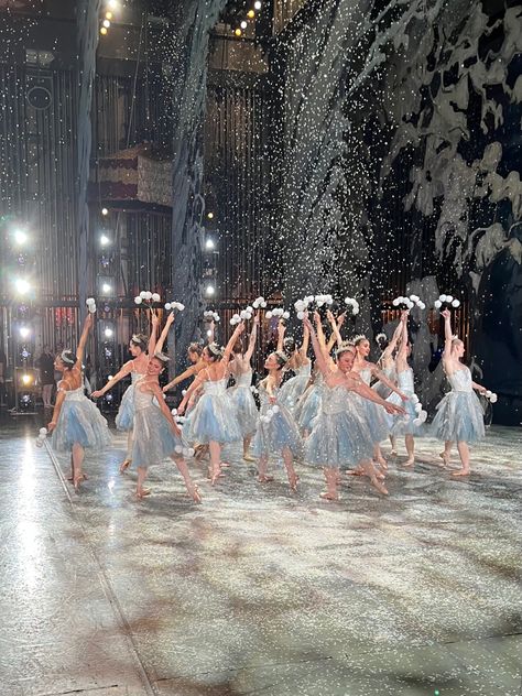 Amber Novella Skaggs, Nutcracker Aesthetic Ballet, Ballet Performance Aesthetic, Ballet Christmas Aesthetic, Russian Ballet Aesthetic, Nutcracker Ballet Aesthetic, Snow Queen Ballet, Waltz Of The Snowflakes, Nutcracker Aesthetic