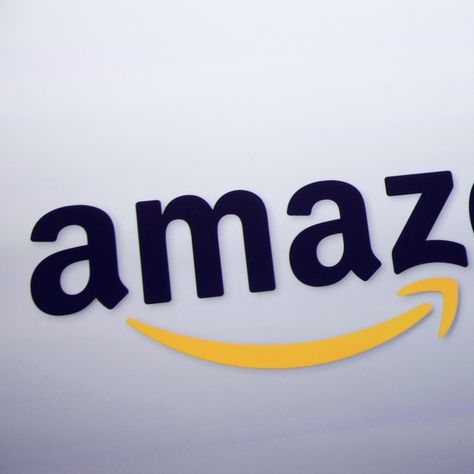 Amazon warns shoppers about "frequently returned" items on its platform Gift Card Ideas, Apple Cakes, Viral Products, Shein Gift Card, Prize Giveaway, Earn Money Online Fast, Roblox Gifts, Jobs For Teens, Paypal Gift Card