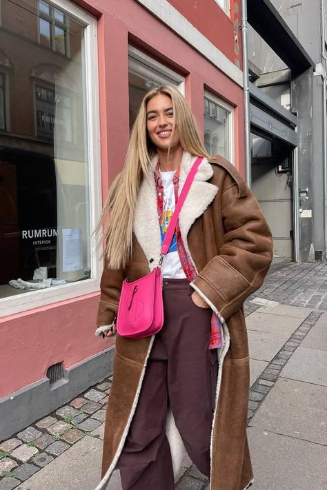 Emili Sindlev Style, Parka Outfit, Emili Sindlev, Apres Ski Outfits, Sunday Service, Winter 23, Skiing Outfit, Streetwear Aesthetic, Looks Street Style