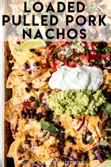 Pulled Pork Nachos Recipe, Pork Nachos Recipe, Bbq Nachos, Pulled Pork Nachos, Nachos Recipe Easy, Pork Nachos, Pulled Pork Leftovers, Smoked Pulled Pork, Slow Cooker Pulled Pork