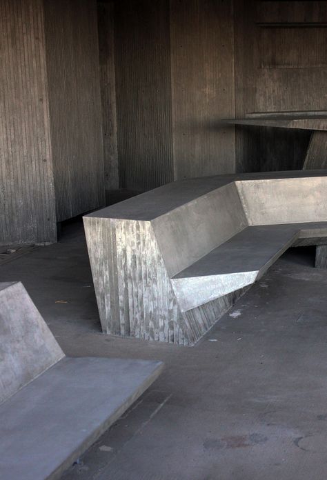 Goldstein Residence, Light Stairs, John Lautner, Concrete Interiors, Brutalism Architecture, Concrete Architecture, Artistic Installation, Minimalist Interior Design, Brutalism