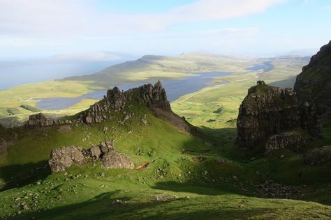 West Highland Way, Scotland West Highland Way, Mountain Landscape Photography, Scenic Travel, Hiking Destinations, Mountain Photos, Stone Pictures, Green Mountain, Isle Of Skye, Urban Life