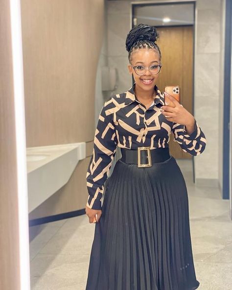 MaThabede lomuhle on Instagram: "Wake up, time to play is f%d up.🤝" Fall Sunday Outfit Church, Beautiful Outfits For Women, Formal Skirt Outfits For Women, Formal Church Outfits For Women, Skirt Outfits Formal, Fitted Feminine Pleated Maxi Skirt, Full-length Pleated Skirt For Work, Corporate Skirt Styles, Office Chairs For Women