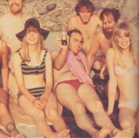 Pattie Boyd 60s, Jenny Boyd, Beatles Girl, Pattie Boyd, Something In The Way, Rishikesh, George Harrison, 60s Fashion, Vintage Photography