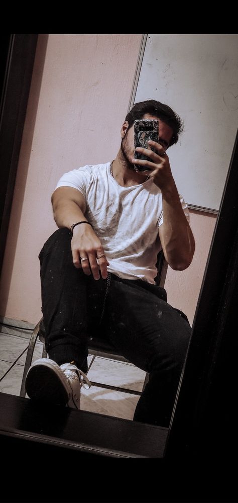 Mirror poses for men Mirror Pose Ideas Men, Mirror Selfie For Men, Mens Mirror Selfie Poses, Mirror Selfie Poses For Men, Men Mirror Selfie Aesthetic, Mirror Pics Men, Man Mirror Selfie, Men Mirror Selfie, Mirror Selfie Men