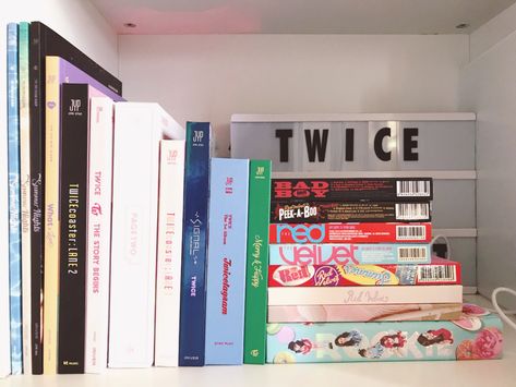 Red Velvet Album Collection, Album Collection Kpop, Things To Buy In Korea, Kpop Albums Collection, Kpop Shelves, Kpop Bedroom Ideas, Albums Shelf, Kpop Albums Shelf, Album Shelf